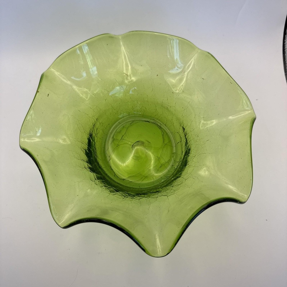 Vintage Hand Blown Blenko Style Green‎ Crackle Glass Ruffled Bowl 8 in